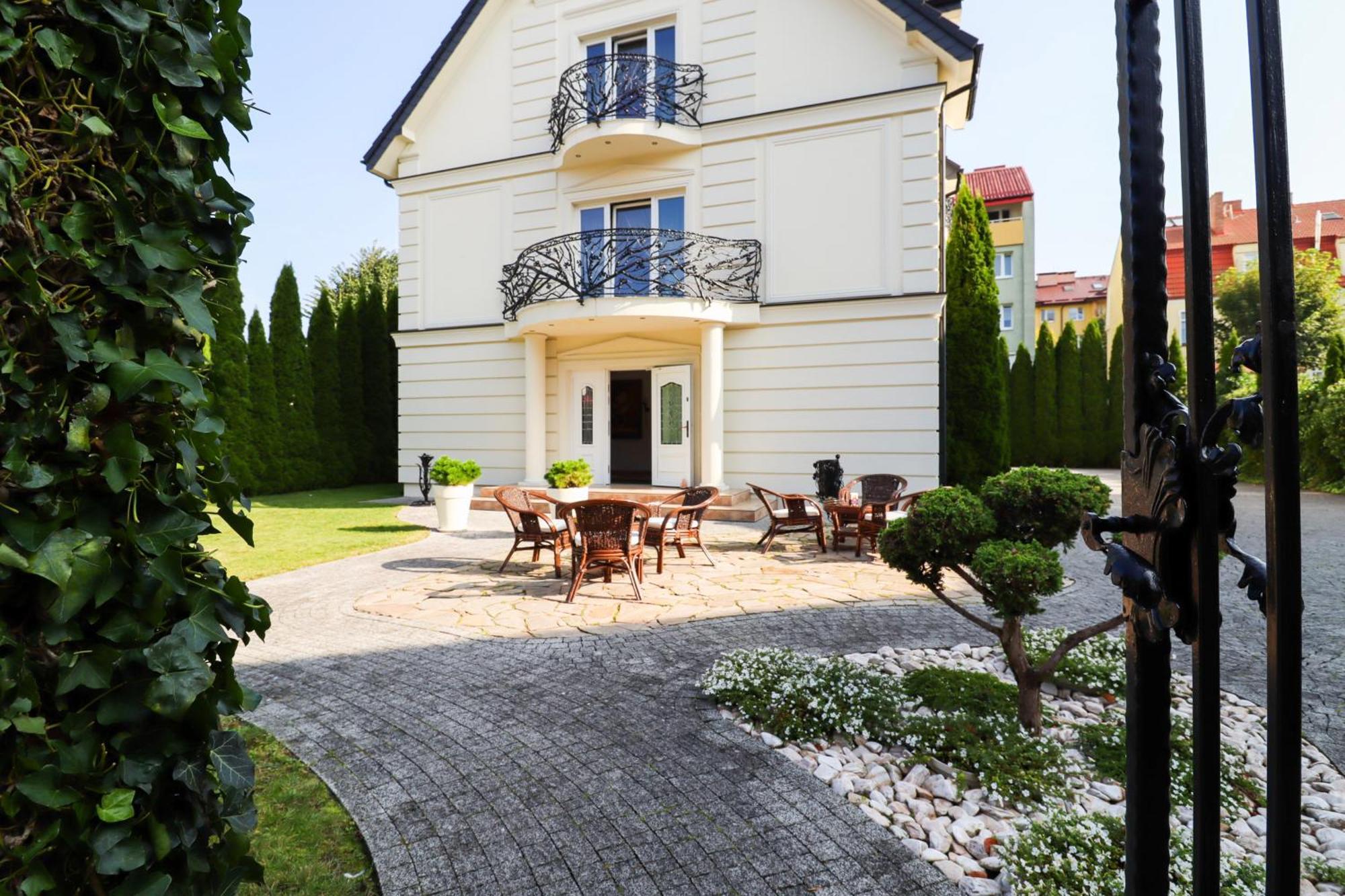 Residenz Selena Bed & Breakfast Ustka Eksteriør bilde